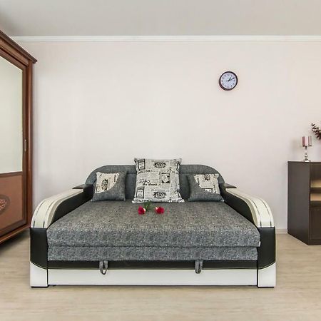 Super View, Luxury Apartment Near Chernihiv Metro. Kiew Exterior foto