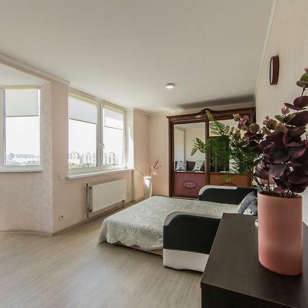 Super View, Luxury Apartment Near Chernihiv Metro. Kiew Exterior foto