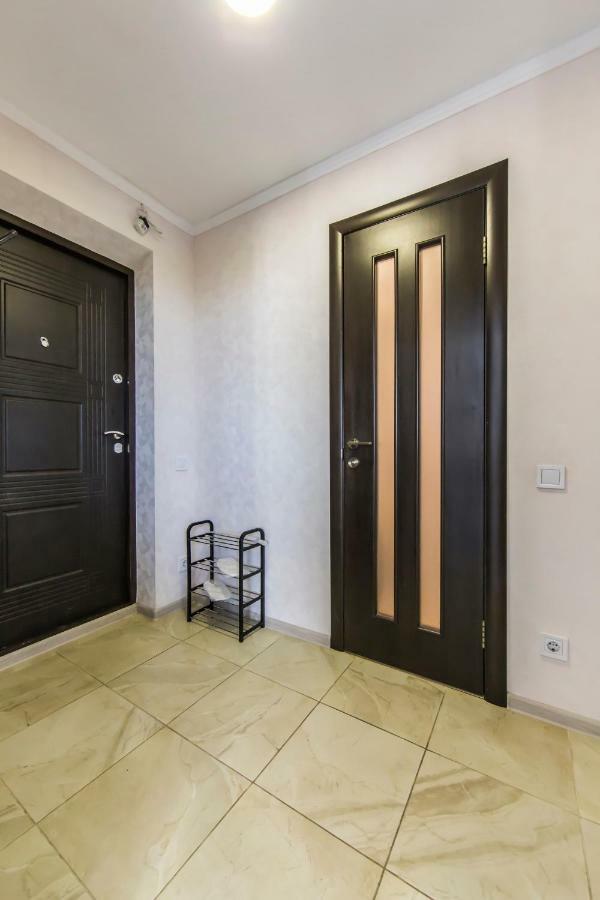 Super View, Luxury Apartment Near Chernihiv Metro. Kiew Exterior foto